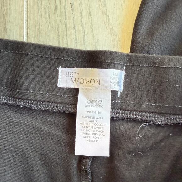 89th + Madison Women’s Petite Medium Black Cropped Drawstring Pants - Picture 2 of 6